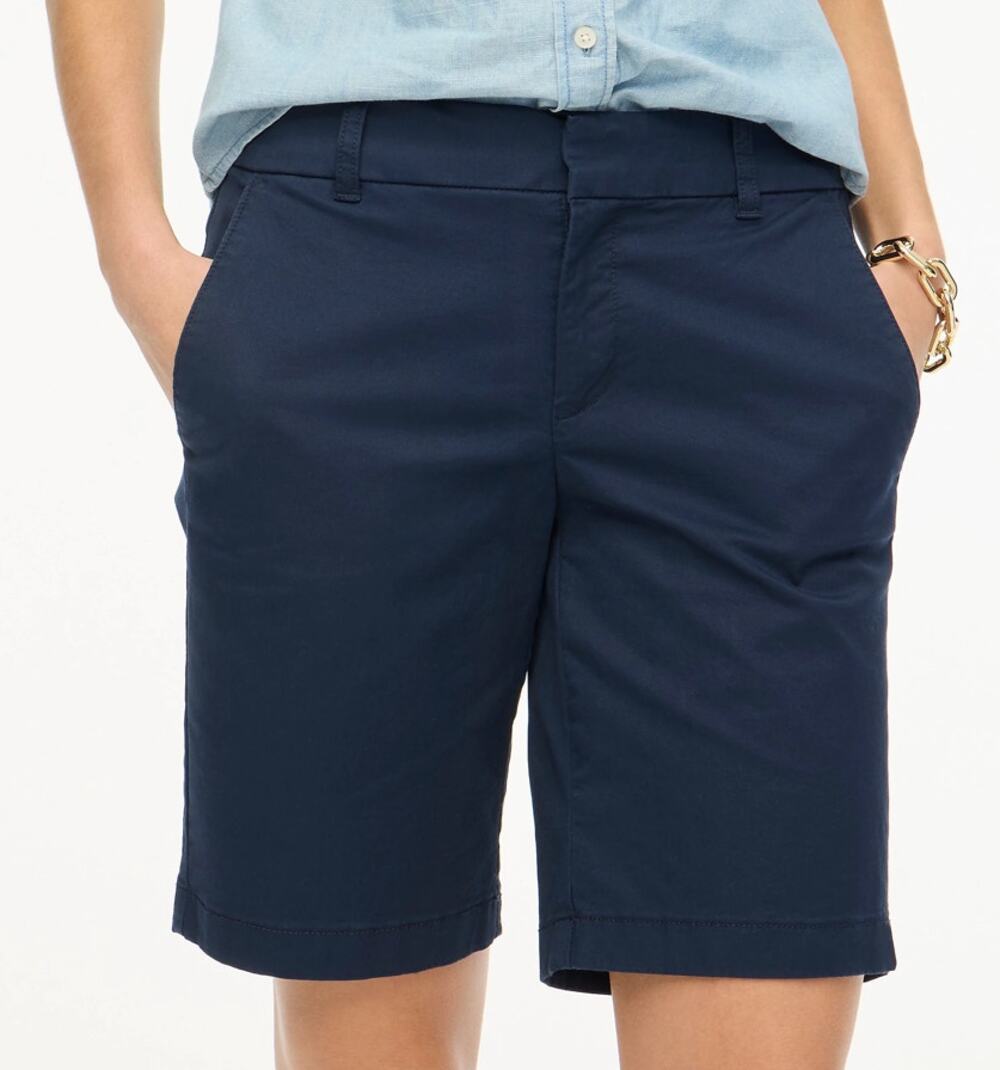 J.Crew 9" Frankie Bermuda Chino Short WMNS 6 Navy Mid Rise Slant Pocket Stretch